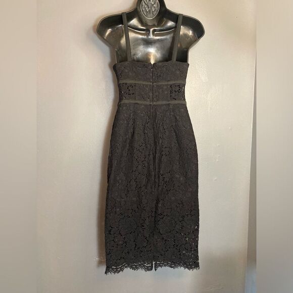 Express black lace piped sleeveless sheath dress - Picture 5 of 9